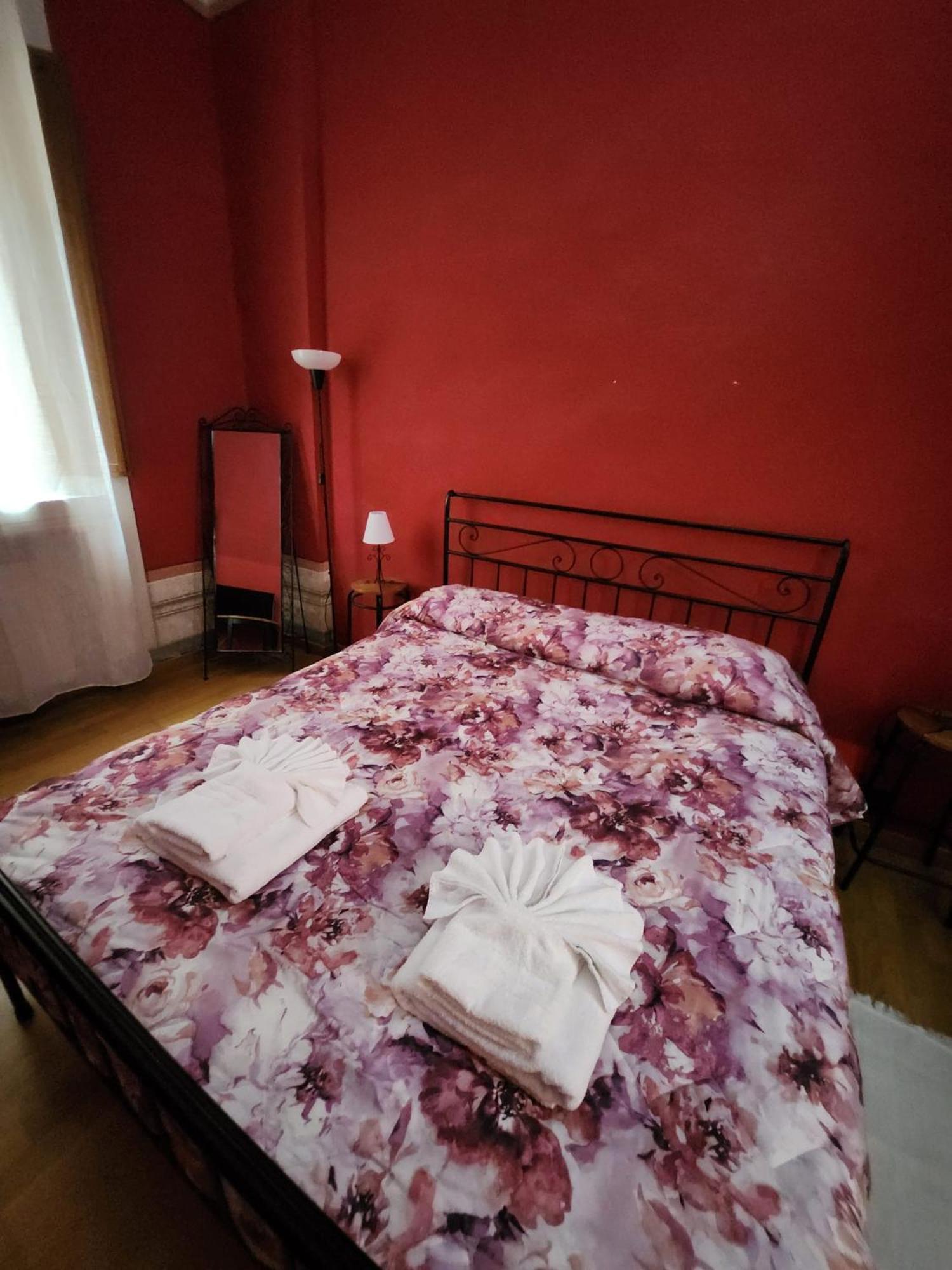 Il Nido Dell'Aquila By Francigenaapartments Sienne Extérieur photo